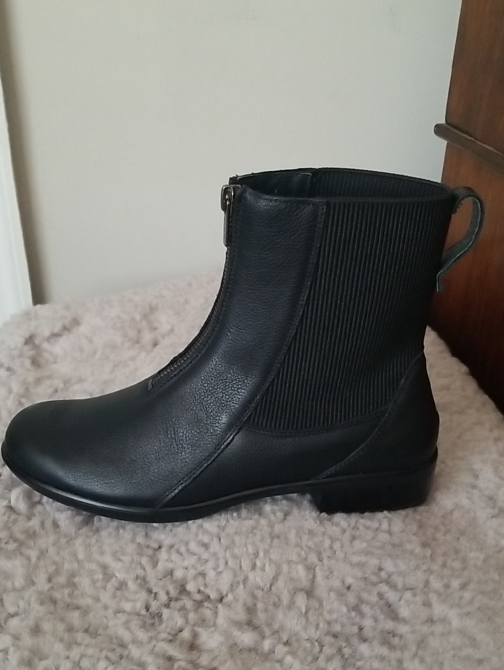NEW! Naot Black Front-Zip Ankle Boots - Classic Everyday Style
